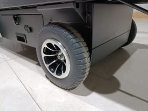 Elektrische hotel schoonmaakkar met meerdere compartimenten, schoonmaakwagen van kunststof, 300 kg draagvermogen, geschikt voor ziekenhuizen, mobiel - Product Image 5