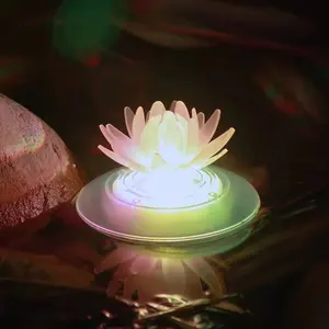 Güneş enerjili gölet LED gerçekçi yüzer lamba Lotus yüzer fenerler yüzer havuz işıkları dekor için renk değiştirme ile