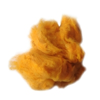 Fibre de polyester recyclé solide ignifuge pour garnissage de fils à filer et fils à ouverture continue