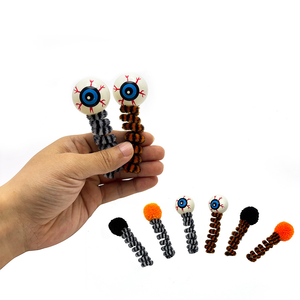 Jouet pour chat auto-amusant pour Halloween, avec boule de laine à ressort, œil effrayant et pompon, jouets à mâcher pour chat - Product Image 6