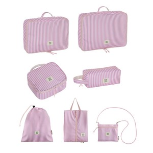 Sacs de rangement portables en nylon à rayures roses, sacs de rangement de voyage multi-tailles pour vêtements, articles de toilette et sous-vêtements - Product Image 1