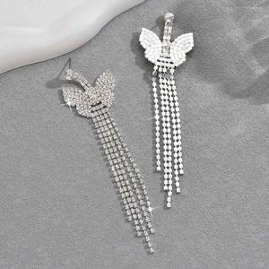Pendientes Largos de Estilo Europeo Americano para Mujer, Par de Pendientes Modernos con Forma de Alas de Mariposa, Adelgazantes, con Diamantes, Famosos en Internet - Product Image 4