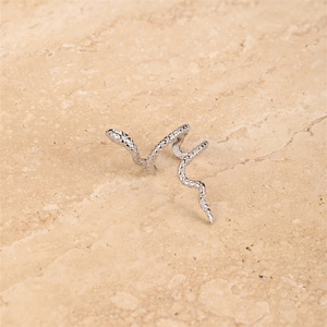 Clip de Oreja en Forma de Serpiente Creativo y Personalizado de Plata de Ley S925, Sin Perforación, para Oreja Izquierda - Product Image 5