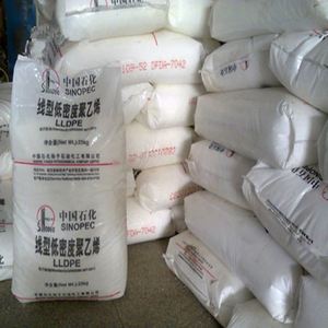 ราคาขายส่งเม็ดพลาสติกโพลีเอทิลีนความหนาแน่นต่ำชนิดเชิงเส้น LLDPE 218WJ 218NJ เกรดสำหรับทำฟิล์ม สำหรับบรรจุภัณฑ์ฟิล์ม - Product Image 2
