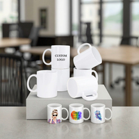 Tasses en céramique design classique personnalisées en gros Capacité de 400ml Isolation thermique à chaud Poignée de tasse à café pour usage domestique Café