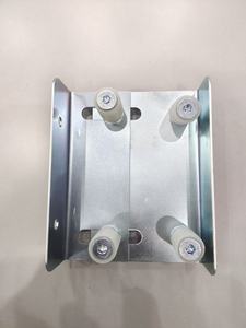 Porte coulissante <span class=keywords><strong>de</strong></span> haute qualité Guide supérieur Nylon rouleau support porte Guide supérieur rouleau support porte accessoires - Product Image 5