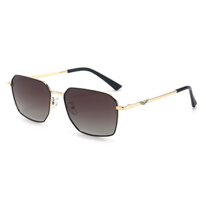 Gafas de Sol Polarizadas Rectangulares para Hombre, Montura Metálica, UV400, Gafas de Sol para Conducir, Color Plateado, Nuevo Modelo 2025 - Product Image 3