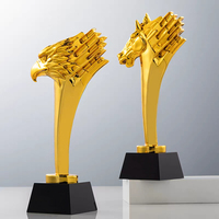 Trophées de récompense JN de plusieurs tailles, trophées personnalisés en résine du zodiaque, trophées dorés, médailles, plaques avec base en cristal noir