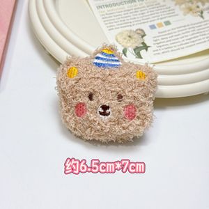 Lindo colgante de peluche de oso con corona y rizos, regalo de boda, llavero de peluche - Product Image 4
