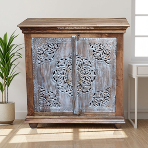 Buffet de rangement traditionnel antique en bois massif sculpté à la main à 2 portes pour salle à manger et cuisine, d'origine indienne - Product Image 2