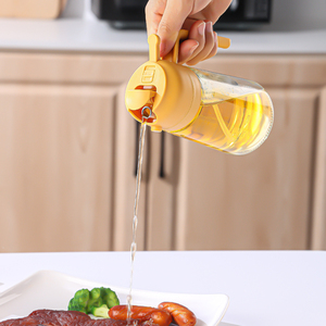 Caja de embalaje personalizada 2 en 1 Dispensador de aceite de oliva Botella de vidrio en aerosol de aceite 17 oz Herramienta de cocina Tapa con mango Botella de aceite de vidrio - Product Image 3