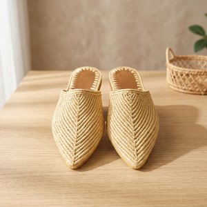 Handmade Anti-Slippery Breathable Raffia Outdoor Slipper for Women and Girls - Product Image 4