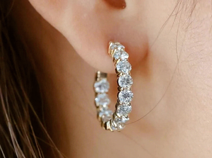 Boucles d'oreilles créoles classiques en or jaune massif 9 carats avec diamants de laboratoire certifiés IGI – Bijoux fins - Product Image 3