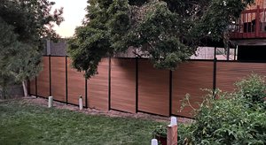 Composite vườn fecing giá rẻ chất lượng cao WPC hàng rào bán buôn không thấm nước loại mới Tất cả thời tiết bền riêng tư an toàn gỗ hàng rào - Product Image 3
