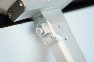 Détachant de rouille au laser portable, machine de décapage de la rouille au laser, outil de <span class=keywords><strong>nettoyage</strong></span> métallique à haute température au laser, boîte de <span class=keywords><strong>nettoyage</strong></span>, <span class=keywords><strong>catalyseur</strong></span> d'oxyde de fer - Product Image 2