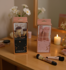 Set di Pennelli per Trucco Mia Girl 4 Pezzi con Setole Sintetiche Rotonde per Fondotinta e Strumenti di Bellezza con Manico in Plastica - Product Image 2