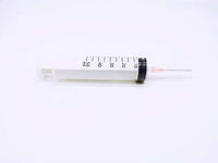 Seringue jetable de 50 ml avec aiguille 18G