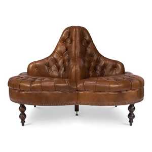 Élégant canapé Chesterfield à quatre côtés avec capitonnage profond, accoudoirs roulés et coussins moelleux pour un salon de luxe - Product Image 4