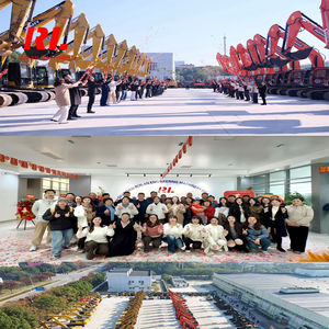 Excavadora Usada Hyundai 220LC-9S de Origen Coreano, 20000 kg de Peso, 0-2000 Horas, Incluye Maquinaria para Inspección con Reporte y Video - Product Image 4