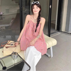 Korean Style Pink Plaid Spaghetti Strap Dress Loose Waist Daily Casual Dress Polyester Fabric Simple Design - Product Image 3