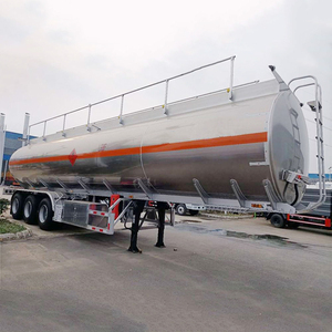 Semirremolque Cisterna de Combustible de 40cbm (3 Ejes) para Transporte de Diésel y Petróleo en Venta - Product Image 3