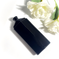 Nouveau design Bouteilles de parfum uniques Emballage en verre Vaporisateur Atomiseur Bouteille de parfum de voiture 90ml Bouteille de parfum de luxe noire