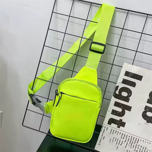 ラグジュアリーデザイナーハンドバッグ 有名ブランド ナイロン生地 アウトドアスポーツ ショルダーバッグ レディース メンズ - Product Image 2