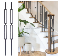 Balustrade de balcon en fer forgé noir mat carré creux de style moderne au design simple, garde-corps d'escalier pour intérieur