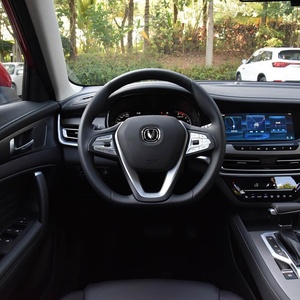 Voitures d'occasion Changan <span class=keywords><strong>CS35</strong></span> <span class=keywords><strong>Plus</strong></span> <span class=keywords><strong>2021</strong></span> 1.6L Essence SUV Sièges en cuir Caméra arrière Véhicules d'occasion Changan - Product Image 4
