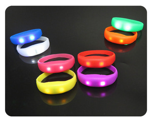 Custom Logo LED Full Silicone Glow Bracelet Concert Glow Wristband Cheering Prop Glow Wristband - Product Image 6