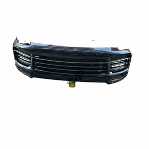 Pour <span class=keywords><strong>Porsche</strong></span> <span class=keywords><strong>Cayenne</strong></span> Ensemble de pare-chocs avant de haute qualité avec grille de ventilateur de radiateur et amplificateur en métal à l'avant du pare-chocs - Product Image 1