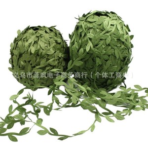 Guirlande de feuilles vertes artificielles Ruisa, feuilles de saule en soie, 5, 10, 20, 50, 100, 200 mètres, décoration de mariage, décoration de la maison, matériel pour couronnes DIY - Product Image 4