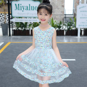 Vestidos florales de algodón y poliéster con cuello en V para niñas, venta al por mayor en línea, de fábrica en China - Product Image 1