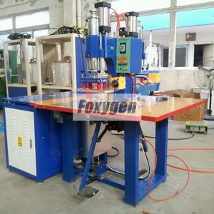 Machine de soudure de plafond extensible de <span class=keywords><strong>film</strong></span> souple de PVC - Product Image 1