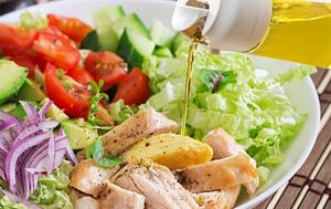 Private Label Virgin olio d'oliva <span class=keywords><strong>spagnolo</strong></span> puro ridurre l'ipertensione migliorare la funzione cerebrale di cottura frittura olio d'oliva da cucina non raffinato - Product Image 3