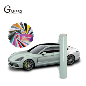 Pellicole protettive per auto in colore grigio volpe argentata per incollaggio a secco e umido - Product Image 5