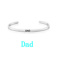 Bracelet ouvert en forme de C gravé avec un logo personnalisé, bracelet mantra en acier inoxydable de 4 mm, vente en gros de bijoux d'usine