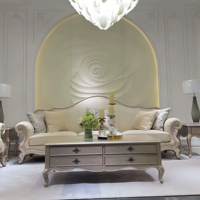 Ensemble de canapés Chesterfield capitonnés en similicuir de style provincial français, avec structure en bois massif, design traditionnel pour salons