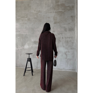 Ensemble décontracté 2 pièces scintillant bordeaux : chemise et pantalon assortis - Product Image 1