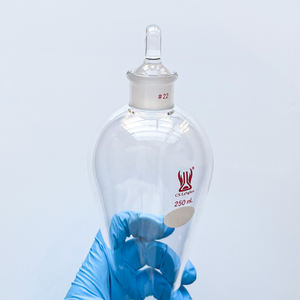 Entonnoir <span class=keywords><strong>de</strong></span> séparation en verre borosilicate en forme <span class=keywords><strong>de</strong></span> poire résistant aux acides, personnalisé par CS Labglass, avec bouchon en verre pour fournitures <span class=keywords><strong>de</strong></span> laboratoire - Product Image 4