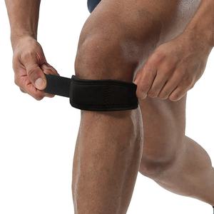 Alivio del <span class=keywords><strong>dolor</strong></span> de rodilla Estabilizador de rótula ancha Correa de rodilla Banda de soporte con almohadilla engrosada - Product Image 1