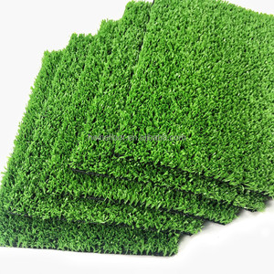 Gazon artificiel professionnel <span class=keywords><strong>de</strong></span> 15 mm <span class=keywords><strong>de</strong></span> hauteur <span class=keywords><strong>de</strong></span> poils pour terrain <span class=keywords><strong>de</strong></span> golf et terrain <span class=keywords><strong>de</strong></span> football, <span class=keywords><strong>tapis</strong></span> synthétique pour putting green et pelouse - Product Image 3