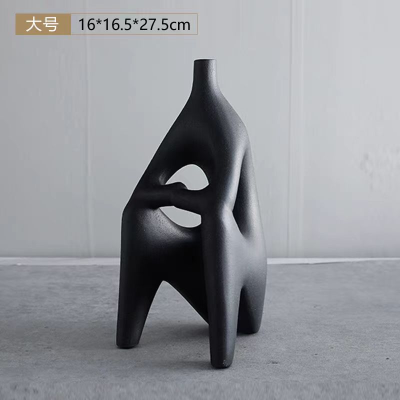 No head large-dumb black