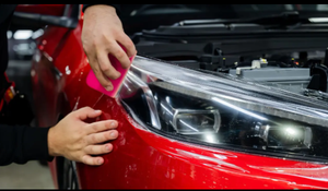 Pellicola Protettiva Trasparente <span class=keywords><strong>PPF</strong></span> Ultimate Plus Lux Plus in TPU per Carrozzeria Opaca Nera, per Applicazione Professionale e Industriale - Product Image 5