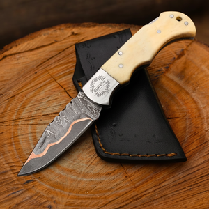 Hoja de bolsillo de acero de alto carbono personalizable, cuchillo plegable de Damasco hecho a mano, cuchillo de utilidad grabado para acampar, cuchillo de cobre EDC - Product Image 1