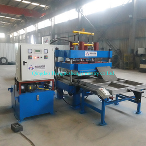 Máquina Vulcanizadora de Baldosas de Caucho de <span class=keywords><strong>Cuatro</strong></span> Columnas 120T, Máquina de Moldeo por Prensa Caliente para Ladrillos de Gránulos de EPDM - Product Image 1