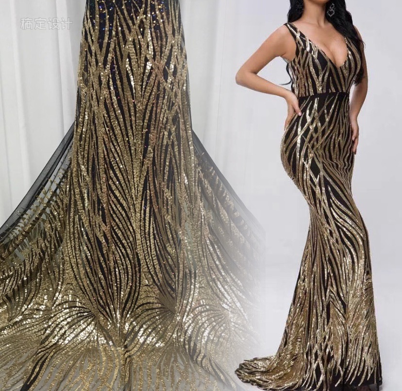 green emerald velvet dress Luxurious Handcrafted Net Gown with Exquisite Cutdana & Sequins Embroidery M