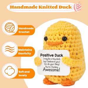 Peluche Canard Crocheté à la Main, Cadeau d'Encouragement, Canard Motivationnel en Tricot Doux, Jouet d'Émulation et de Soutien Émotionnel - Product Image 1