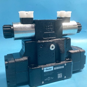 Vanne proportionnelle hydraulique Parker D41FBB32FC1NKW0 à commande pilote, 3 voies, pour machines industrielles - Product Image 1