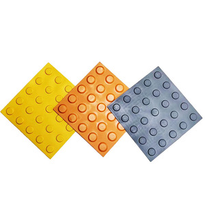 Tuile indicatrice tactile en <span class=keywords><strong>PVC</strong></span> haute résistance à l'usure, auto-adhésive, tapis de sécurité pour aveugles, pour la construction de passerelles publiques - Product Image 6